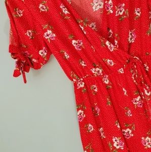 NEW: FLORAL MID LENTH V-NECK DRESS